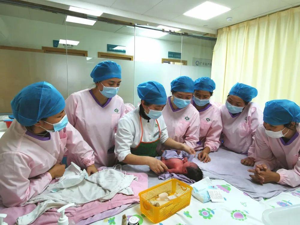 德阳妇婴监护型护送